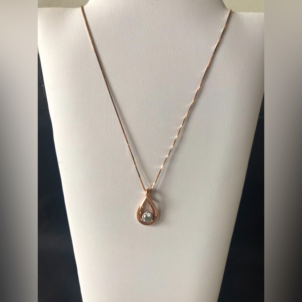 10k Rose Gold Diamond Necklace